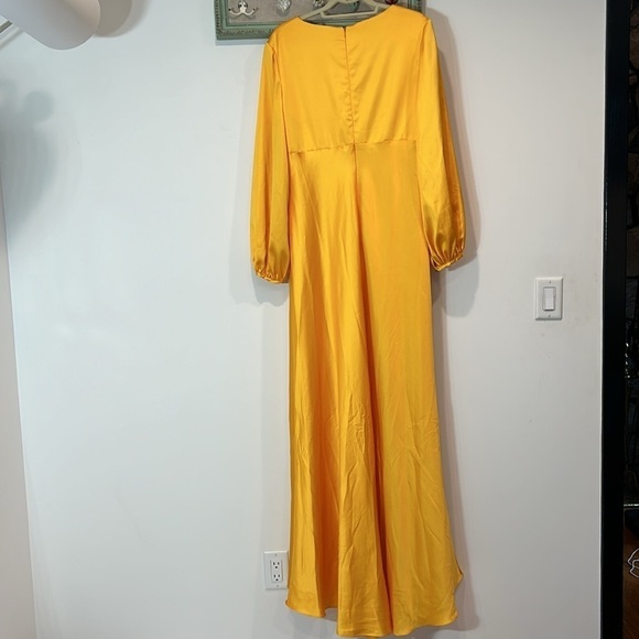 Ieena for Mac Duggal V-Neck Princess Bell Long Dress yellow gown plus size 14 - Picture 11 of 14